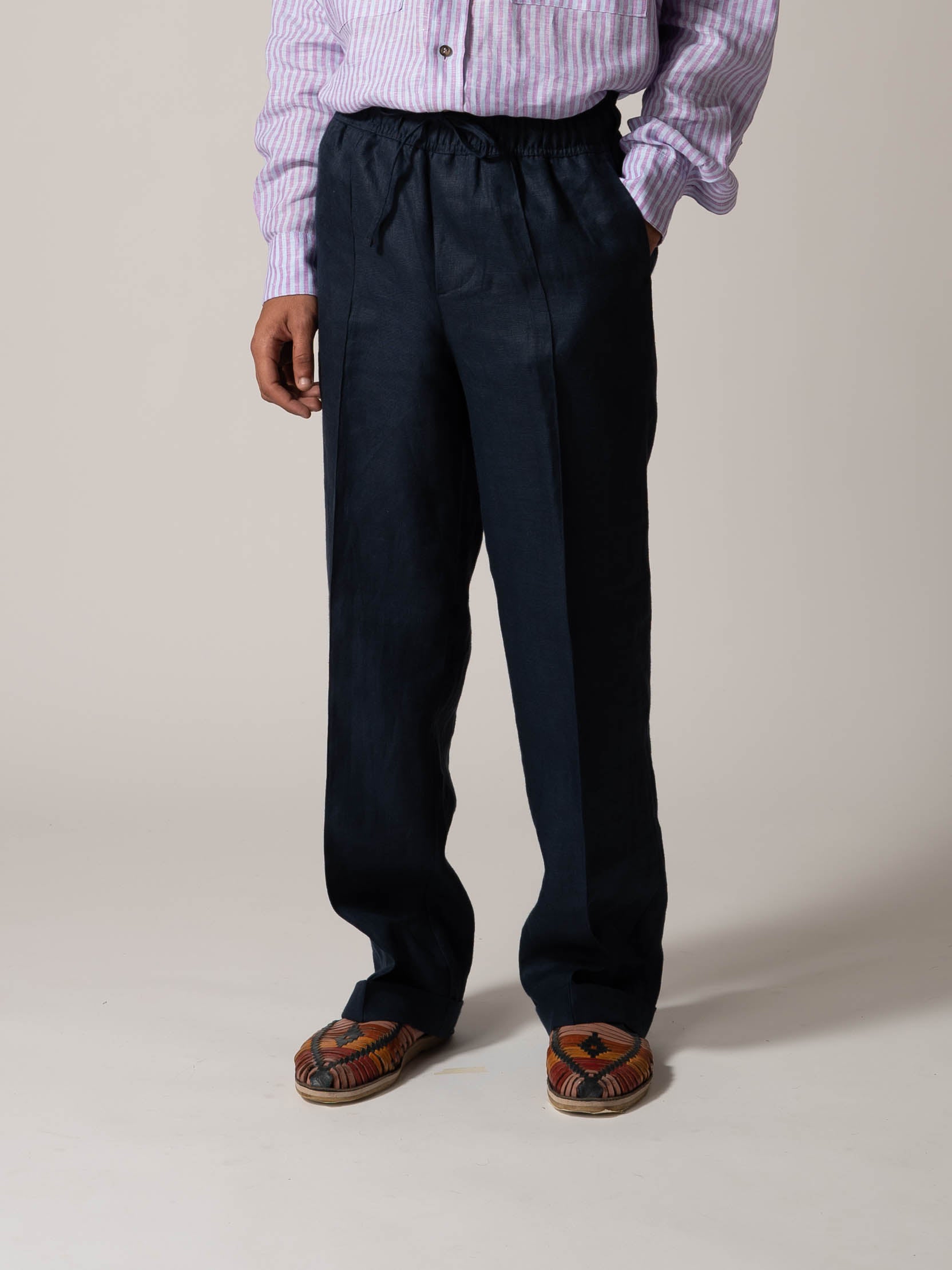 FEET-DRAWSTRINGTROUSERS-NAVYBLUE-LINEN-DETAIL