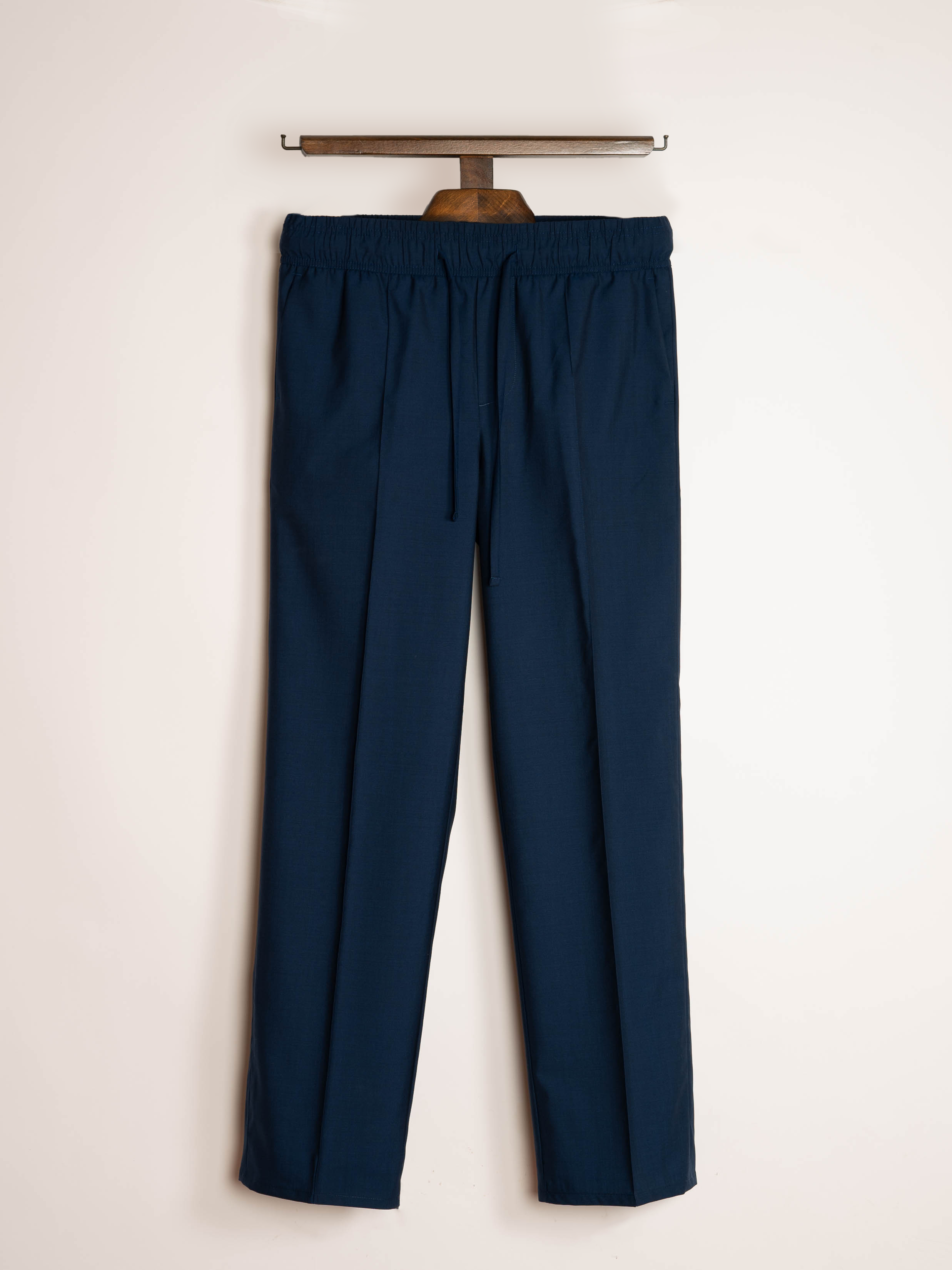 Packshot-DRAWSTRINGTROUSERS-NAVYBLUE-LINEN