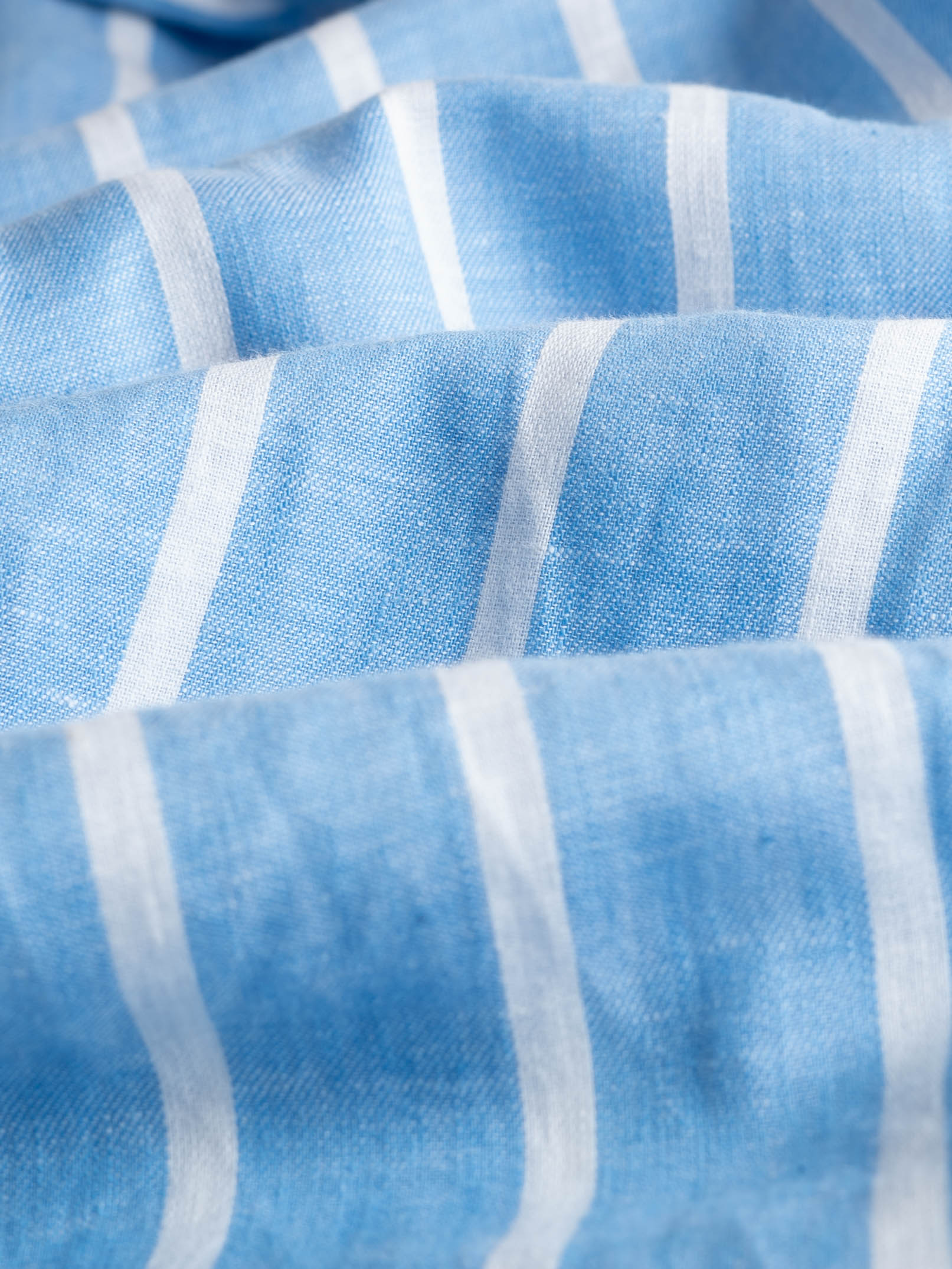 Packshot SHIRT BLUEANDWHITE COTTONANDLINEN STRIPED FABRIC DETAIL